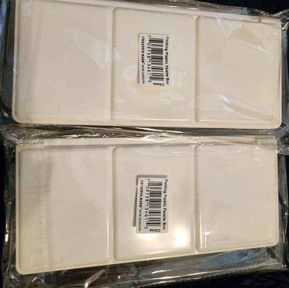 2! Creative Mark Folding Plastic Palette Boxes Bundle, NWT - Picture 4 of 6